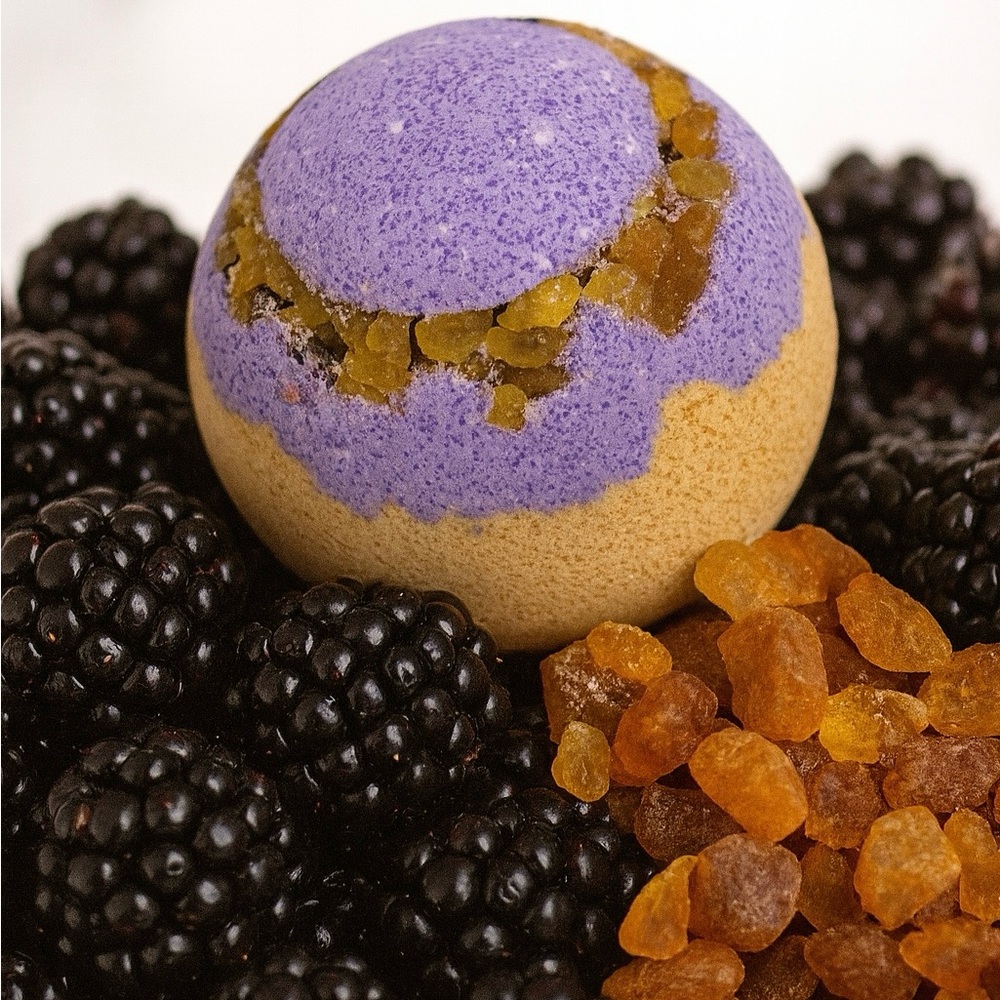 5 Pack - Bath Bombs - Blackberry & Amber